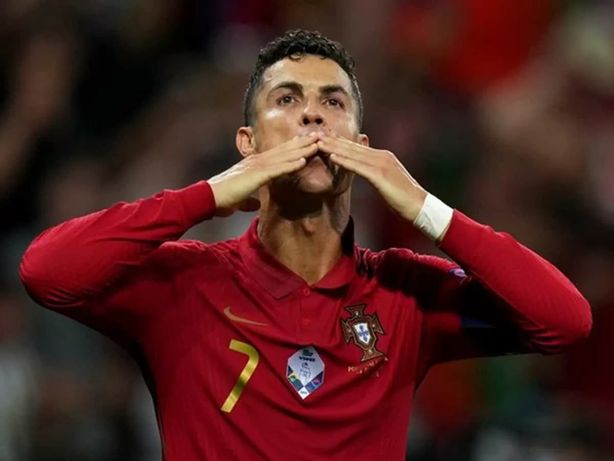 Ronaldodan azərkeşlərə : "Sizsiz futbol daha mənasız şeyə çevrilər"