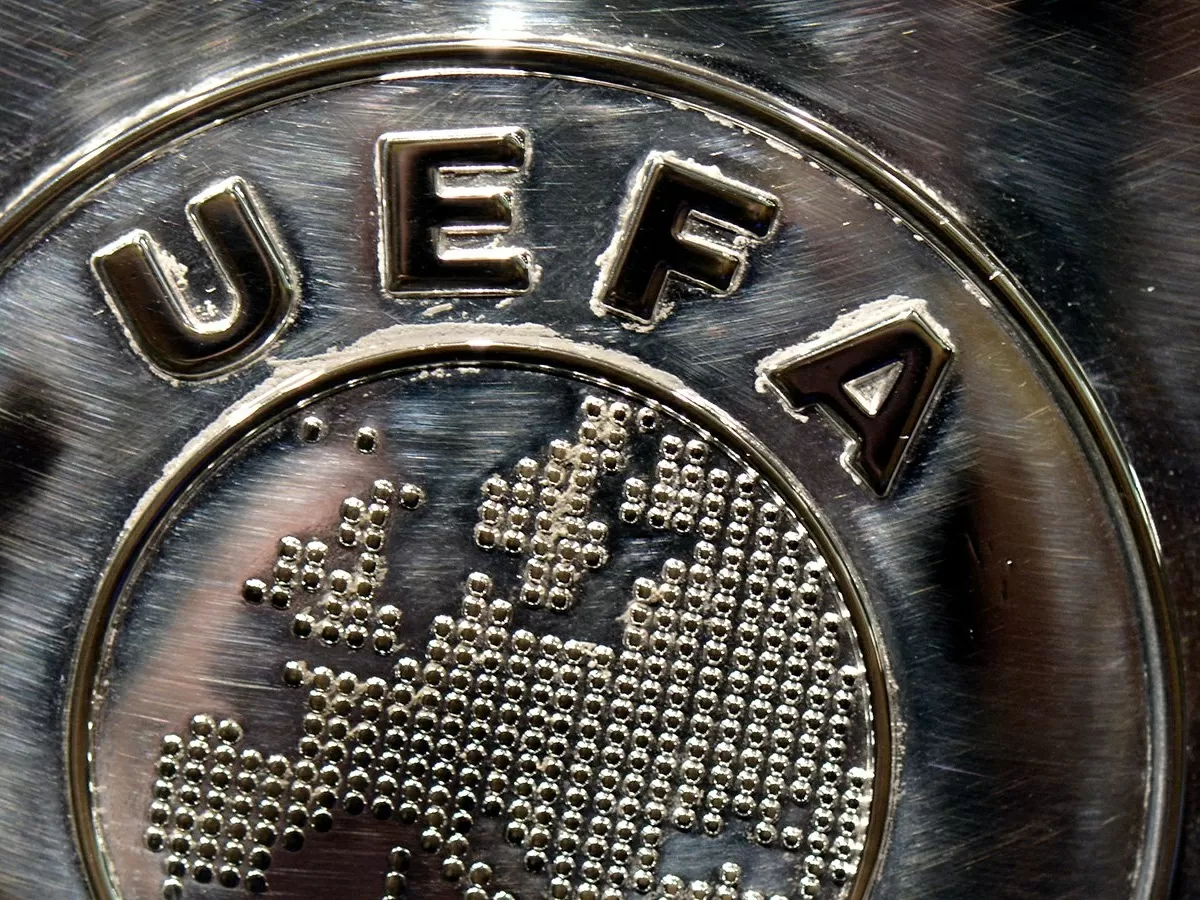UEFA maliyyə feyr-pley qaydalarını dəyişir